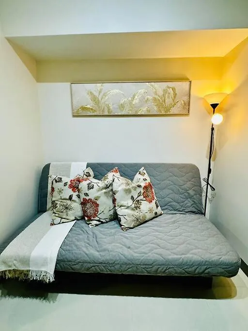 10G Cozy Condo At Park Mckinley West Near Venice Mall Manila Apartment