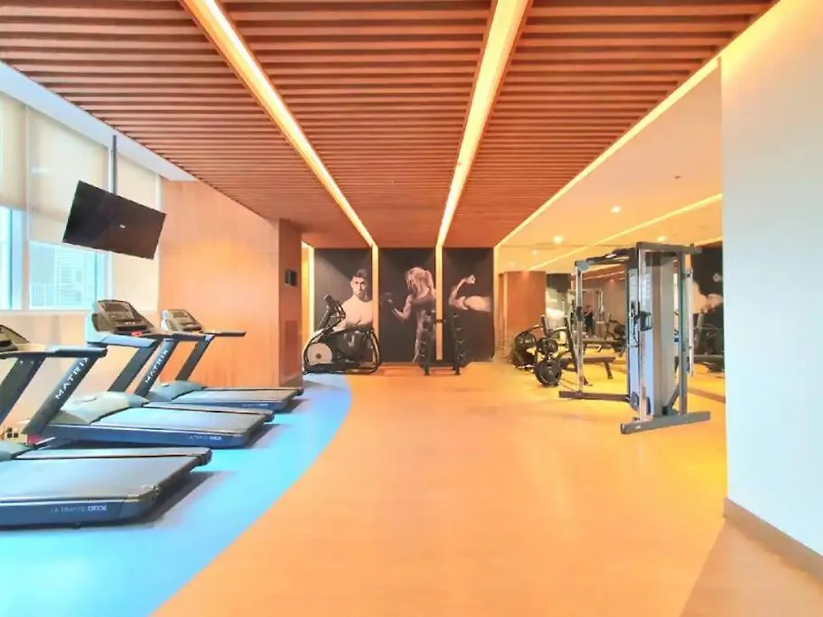 10G Cozy Condo At Park Mckinley West Near Venice Mall Manila 0*,  Philippines